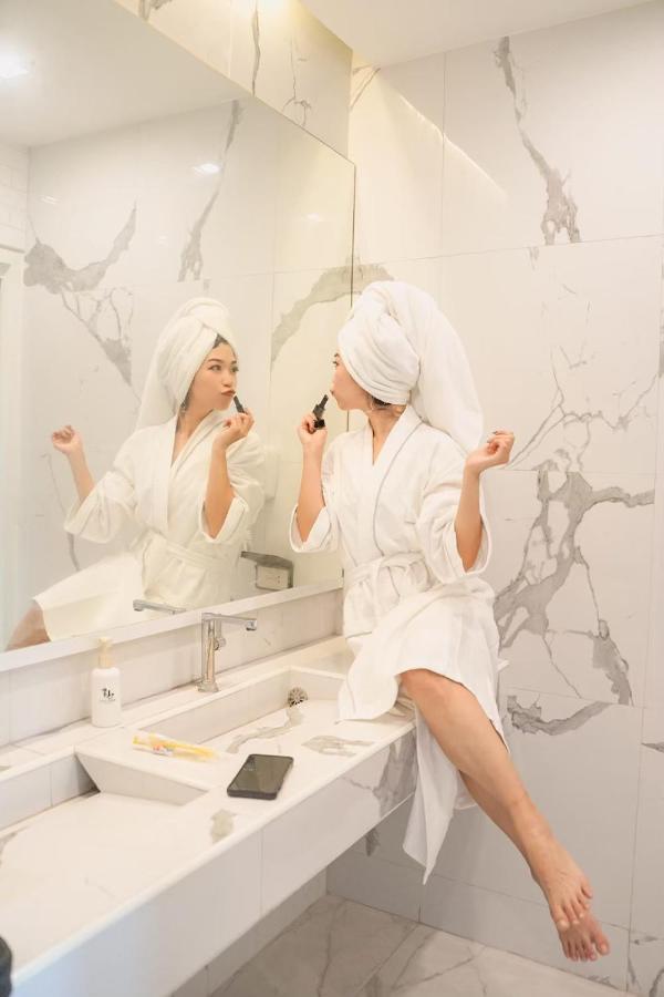 Yakthai Poshtel Банкок Екстериор снимка