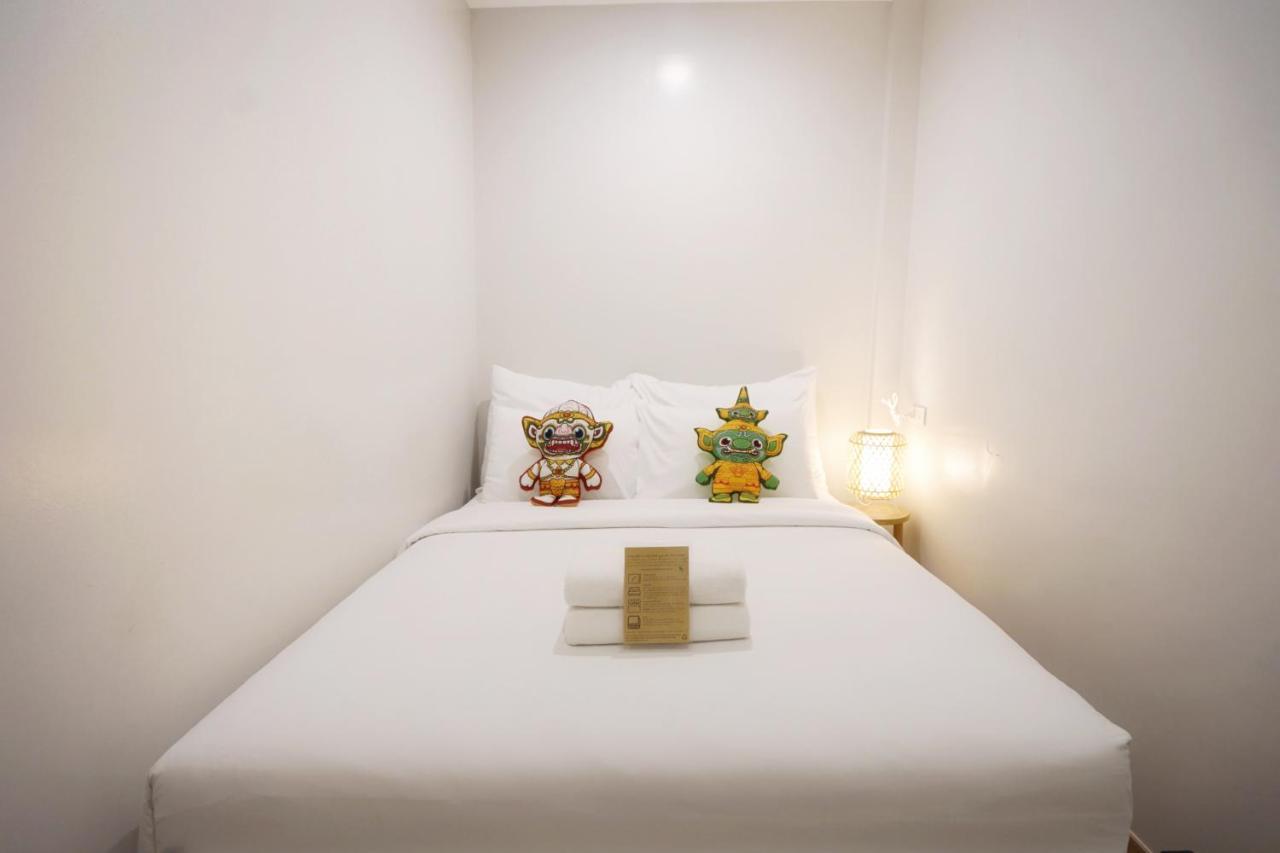 Yakthai Poshtel Банкок Екстериор снимка