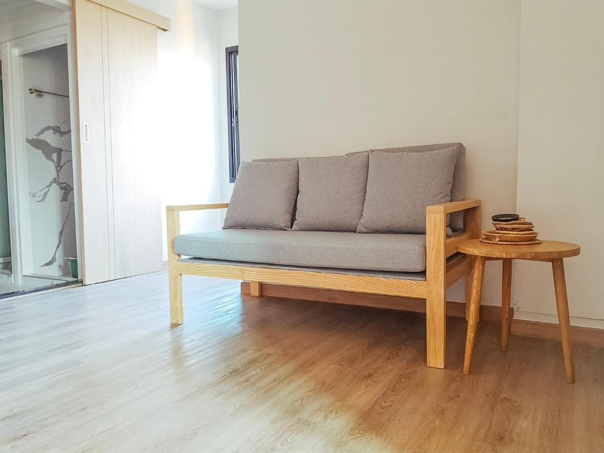 Yakthai Poshtel Банкок Екстериор снимка